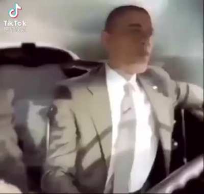 😳