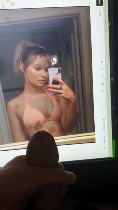 Cum tribute