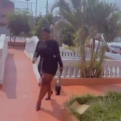 Abidiva thick thighs sexy