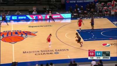 [Highlight] VanVleet stupidly fouls Quickley at halfcourt with less than a second left in the half