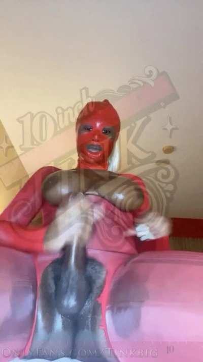 If you walk in on me like this what are you sucking first?