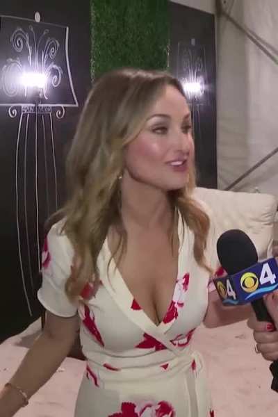 CBS 4 Cleavage ENHANCED
