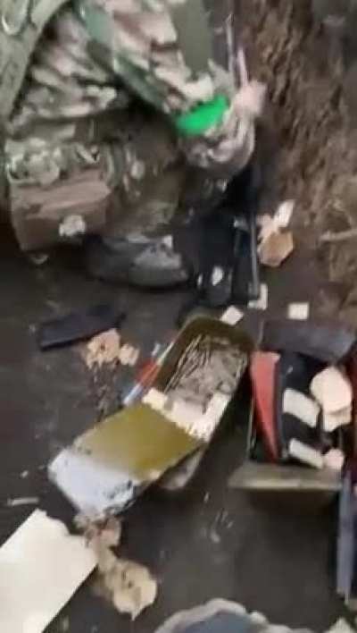 Ukrainian solider's AK keeps jamming, while his trench under Russian assault, Bakhmut