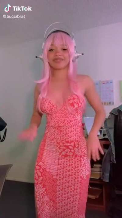 She looks amazing.