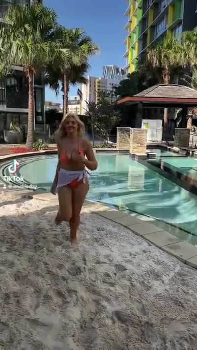 @imellieday