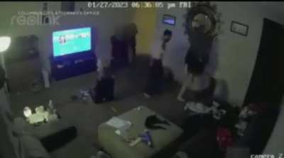 Ohio parents leave gun in the couch and the kiddos find it. Remember Ohio is now a constitutional carry state. 