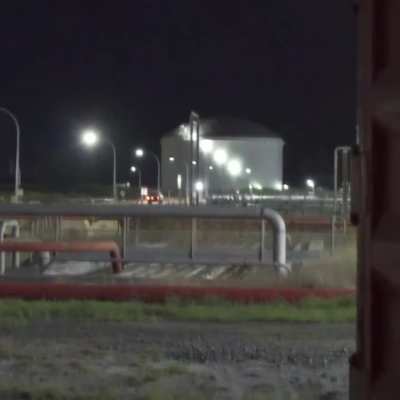 how to get into an (operational) oil refinery