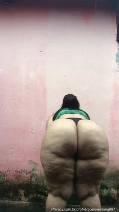 big ass joeline