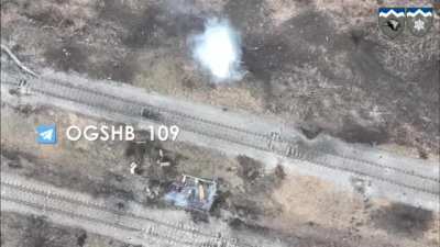 109 OGSHB using K-51 CS gas grenade with great effect. Possibly the first footage of Ukraine using these. 11/09/2023