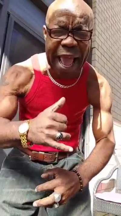 Unc built like a pitbull