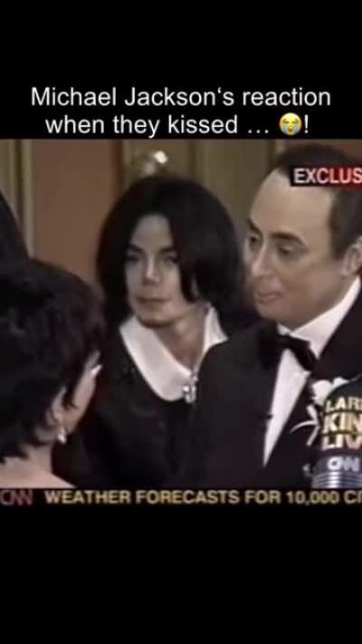 When Michael Jackson went to your wedding …😅