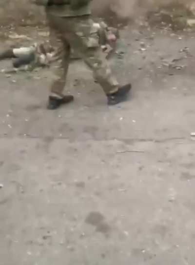 Russian soldiers killed Ukrainian pow that violence Geneva conventions 