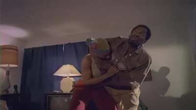 Monique Desiree Squeezes a Man’s Balls in Roscoe’s House of Chicken n Waffles (2004)