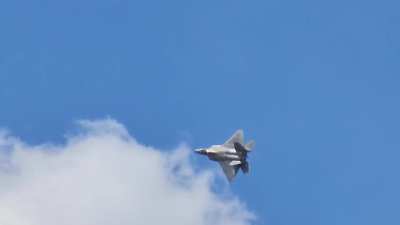 F22 @ Sun N Fun on 04/18/26 - my first time seeing the Raptor in person (my favorite aircraft of all time 🫠)