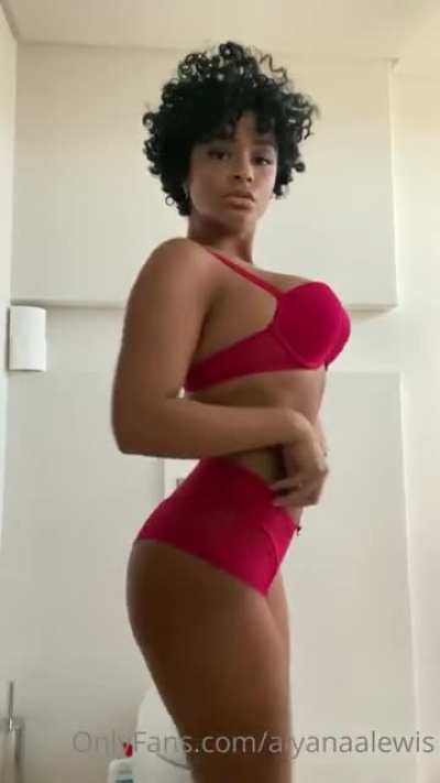 Ppl Saying She Getting Fat I don’t see it 👀.