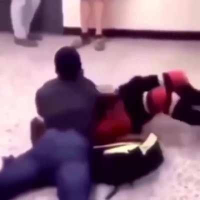 Guy gets RAGDOLLED by wrestler