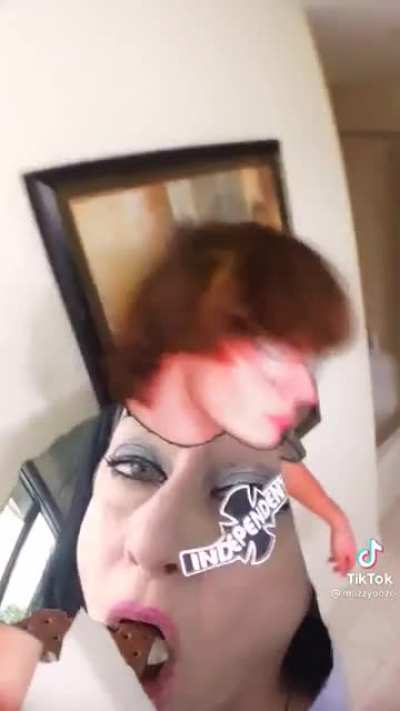 🙁🤨😯