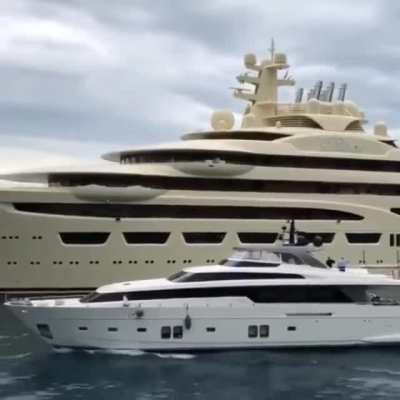 Millionaire meets billionaire
