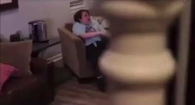 The kid who is faraos og his own scream