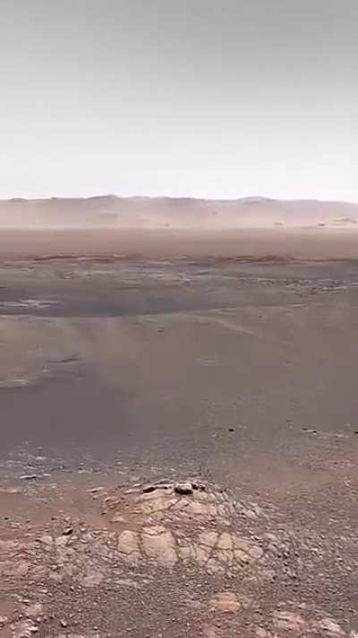 FASCINATING MARS clip sent by 'Curosity'
