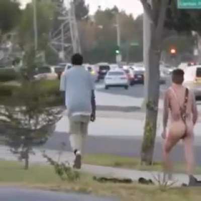 Why are u running?? Why are u running?!