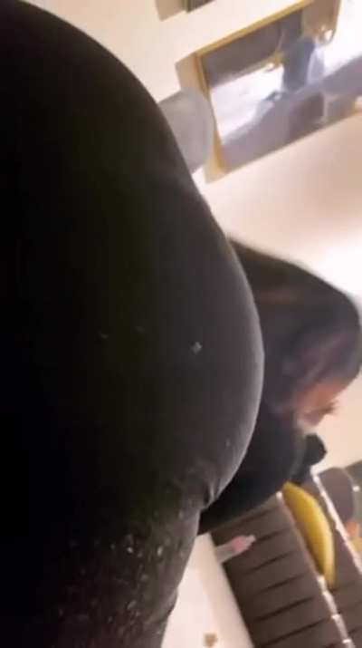 😩