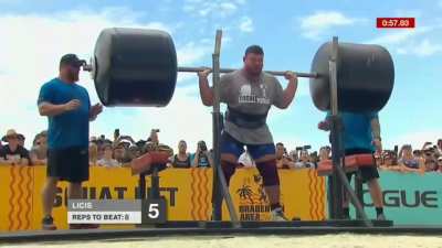 World's Strongest Legs (340 kg/740 lbs)
