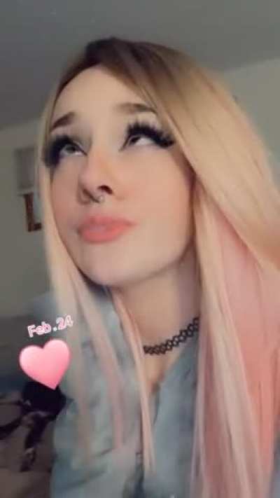 I just really need my pussy pounded & my throat stretched out 😩💕