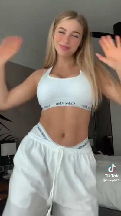Teroph23. Big tits and abs