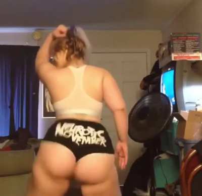 Pawg ish