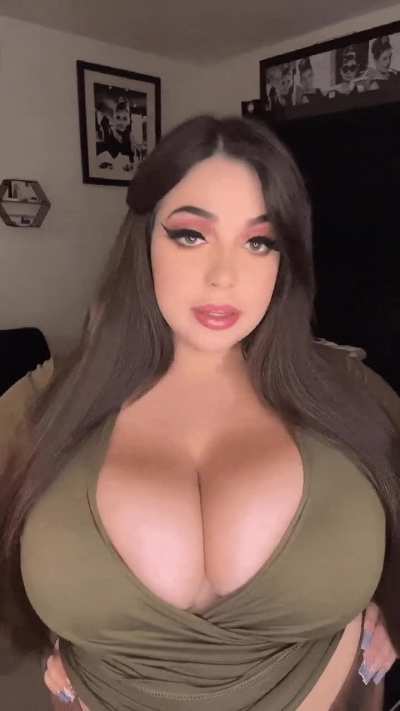 Big✅ Insta✅ Boobies✅
