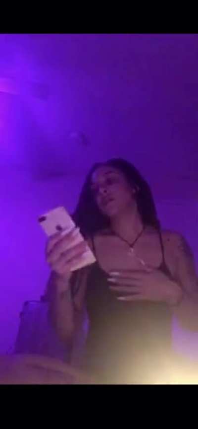 Classic Nip Slip (her titties tried to make a run for it) 🤣👀😆