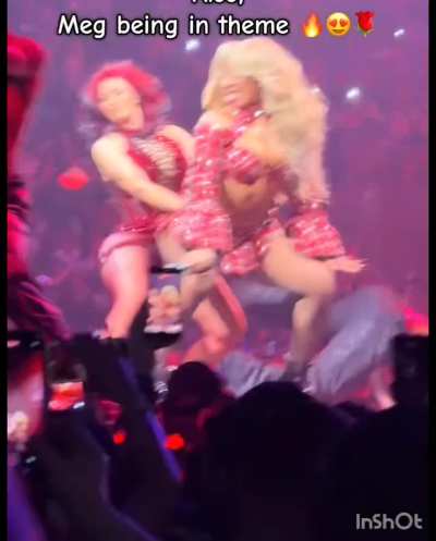 Cardi humping Megan (+new angle)