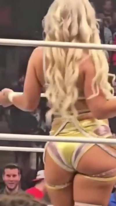 Toni Storm