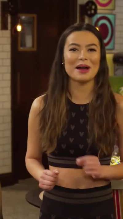 Miranda Cosgrove