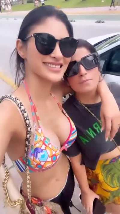 Mouni roy