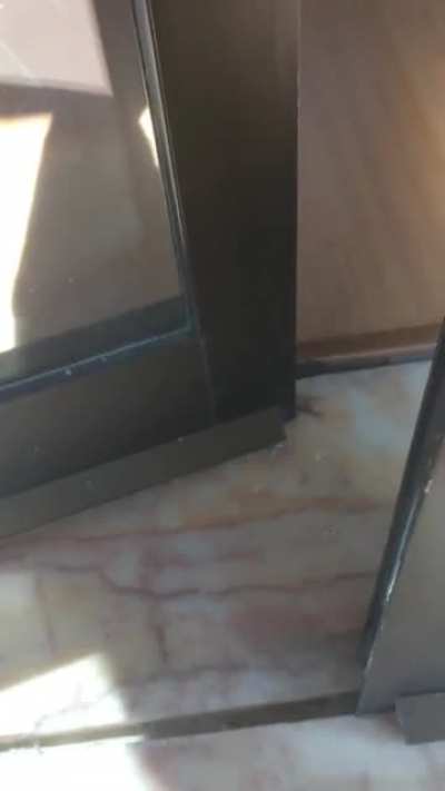 Stuck in my hotel room’s balcony, can’t open the door because the floor is lifted