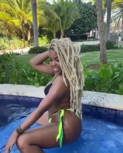😍
