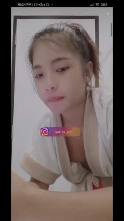 omg she's so cute ! bigo, nipslip