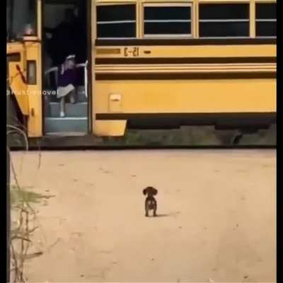 a baby waiting for another baby🥰🥰
