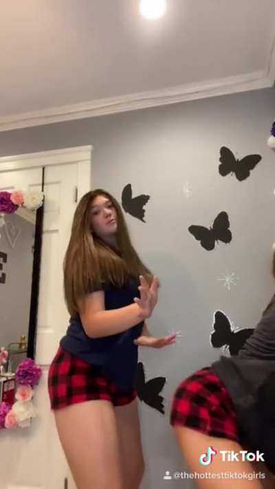Thots throw it back on each other!