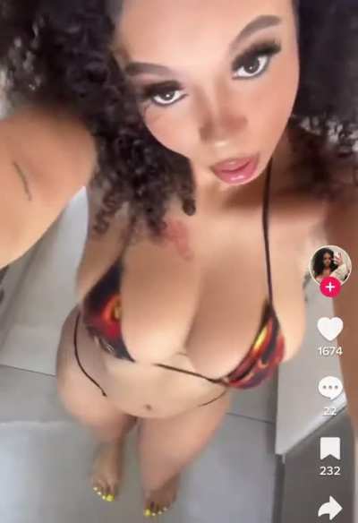 Bouncy & jiggly