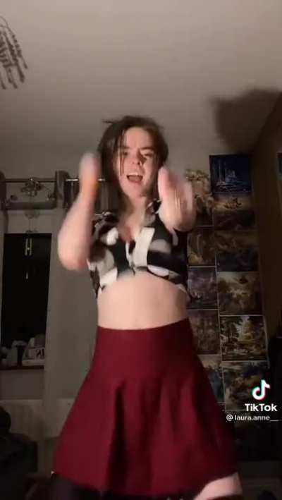Wish she’d wear this top more often 