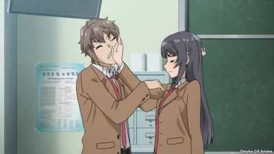 2 lovebirds
