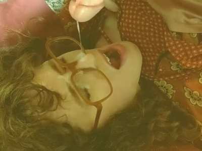 U/Riv<wbr>ulett<wbr>eWett Retro Self Facial