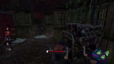“Dead by daylight is not scary” Also me 5 seconds later: