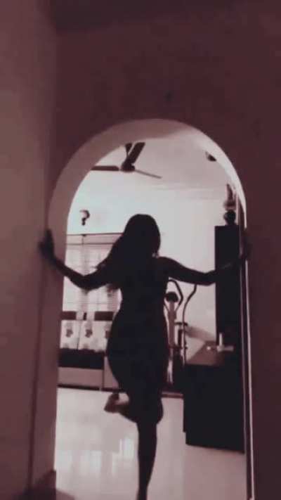 Hot thivk desi Silhouettes chale<wbr>nge.🔥<wbr>🔥 More updates and request on profile 🔥🔥