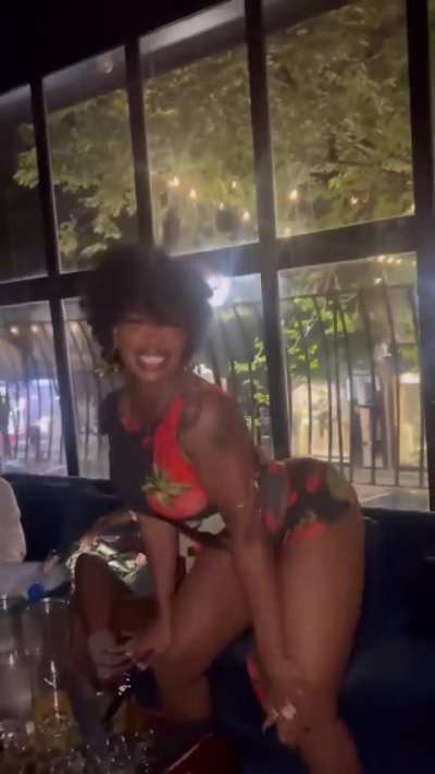 Hips don't lie 