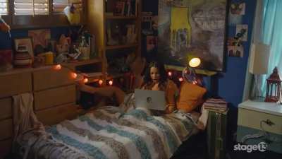 Jessica Parker Kennedy in “I Love Bekka and Lucy”