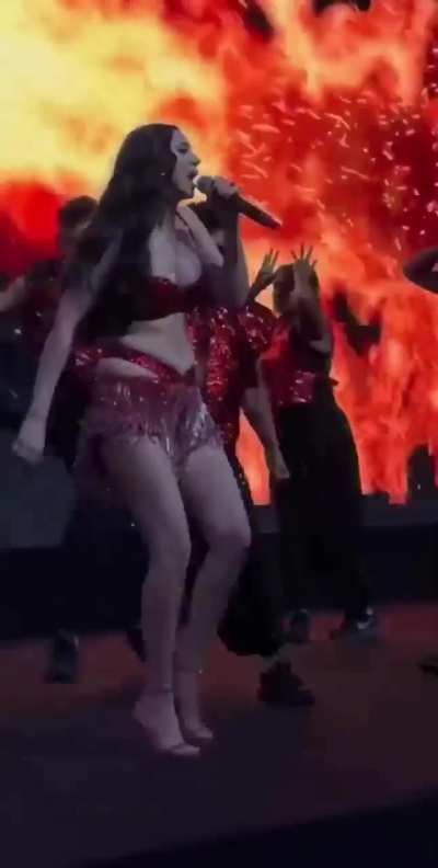 Zara Khan 